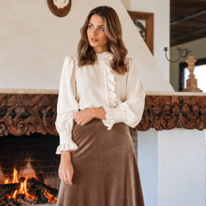 Blusa Marfil con Volantes Icíar & Candela 126-224
